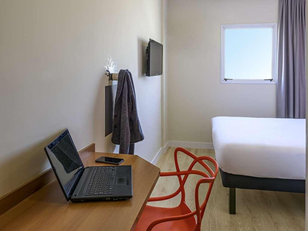 Hotel Dan Inn Sao Carlos By Nacional Inn Oda fotoğraf