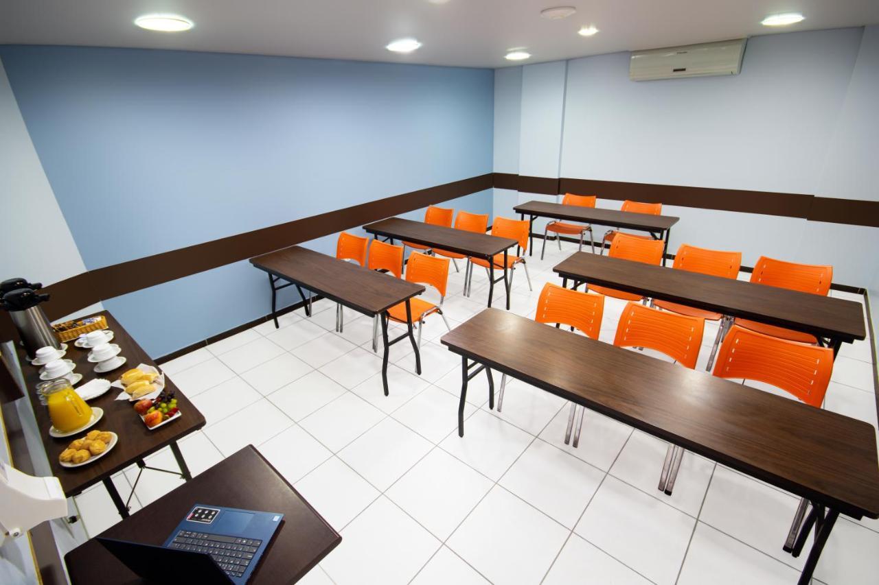 Hotel Dan Inn Sao Carlos By Nacional Inn Dış mekan fotoğraf