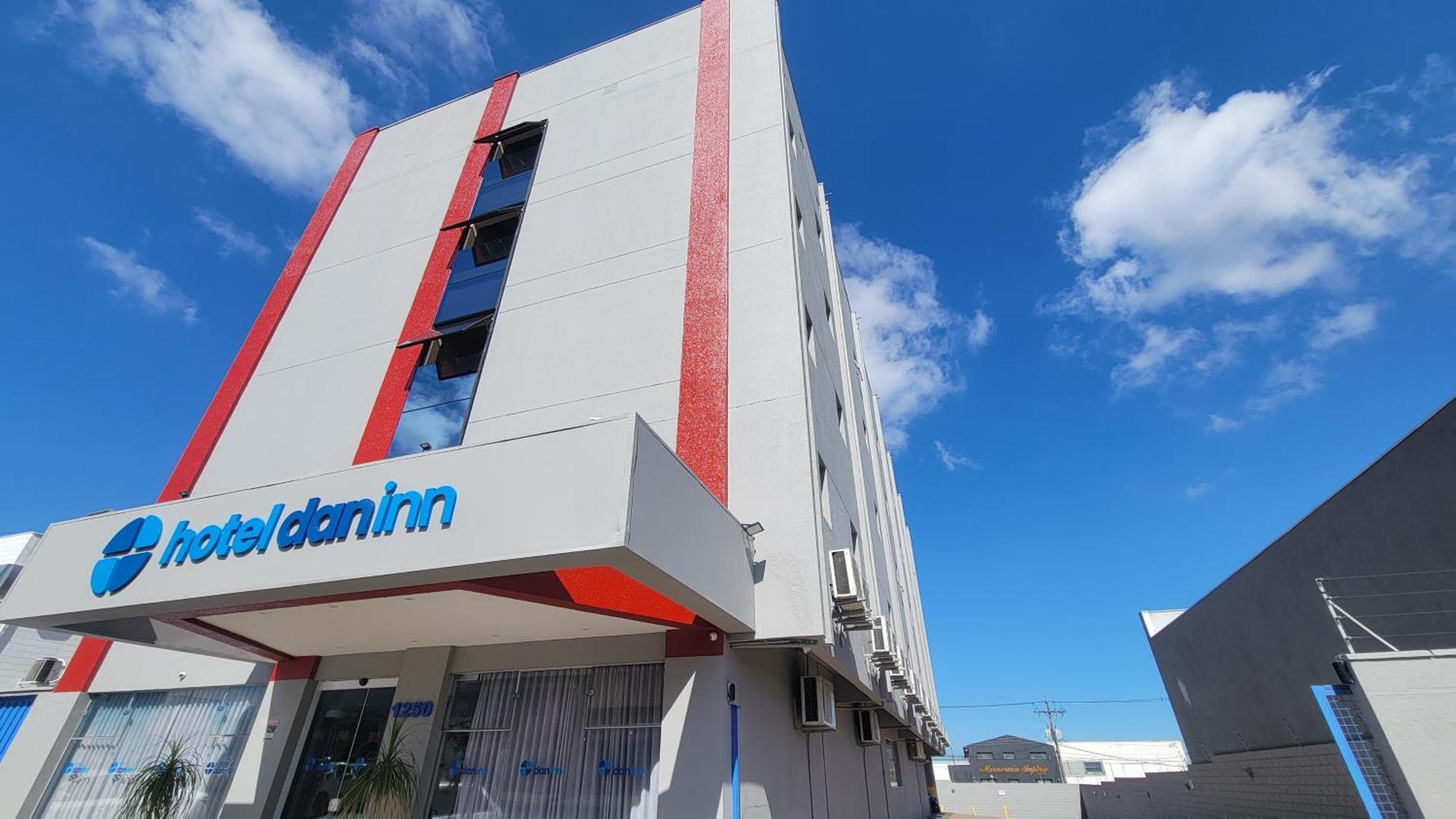Hotel Dan Inn Sao Carlos By Nacional Inn Dış mekan fotoğraf