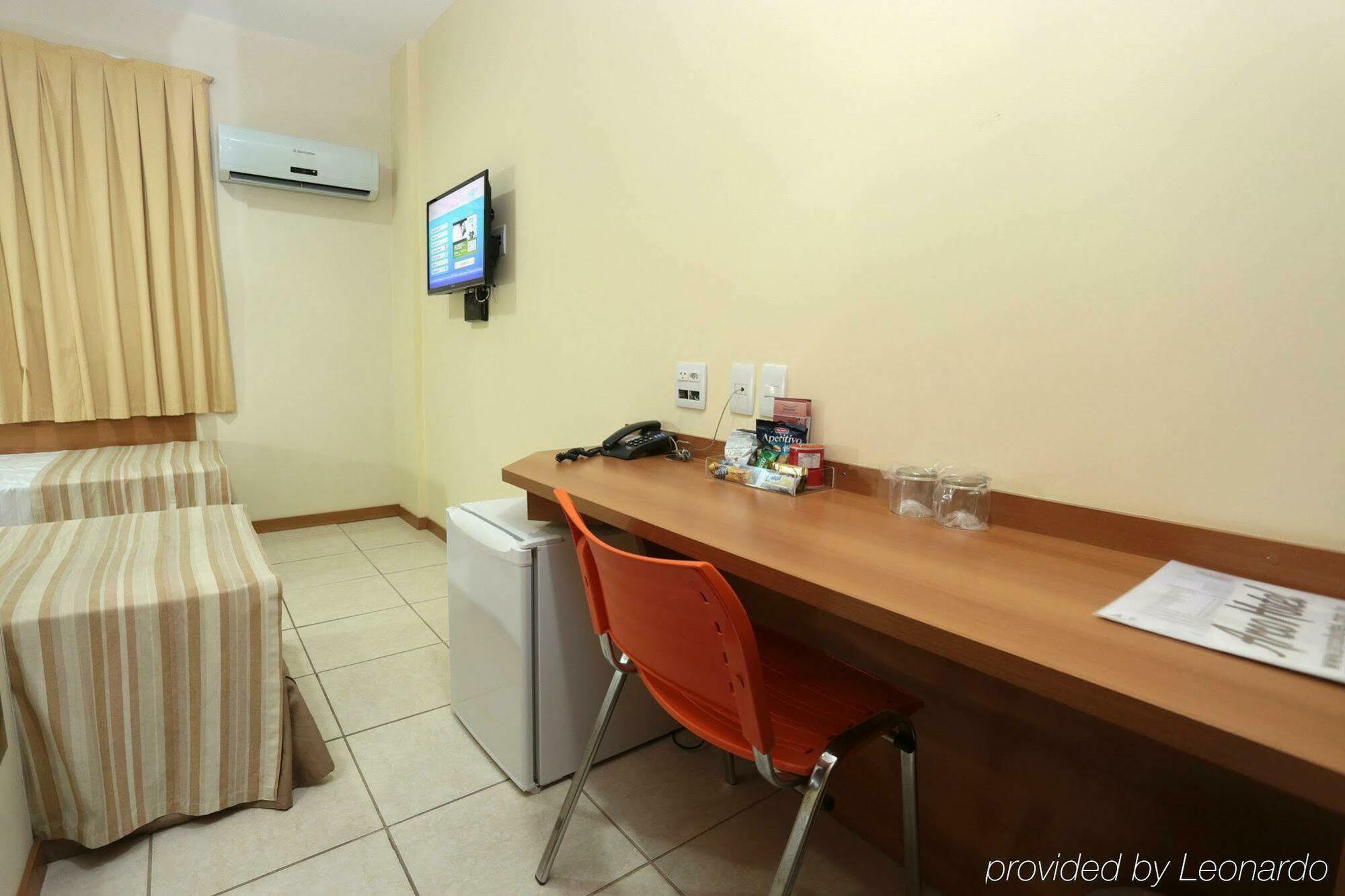 Hotel Dan Inn Sao Carlos By Nacional Inn Dış mekan fotoğraf
